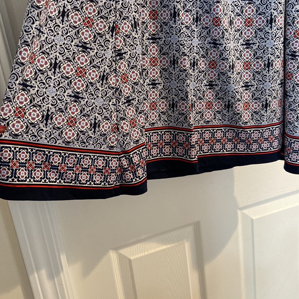 Max Studio Dress - Picture 3 of 4